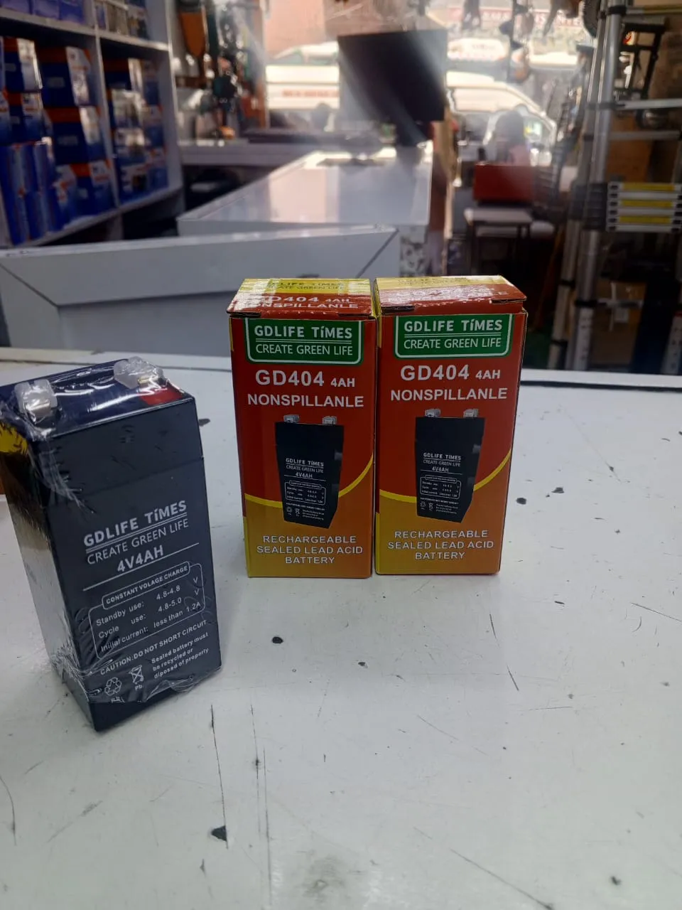  4 V rechargeable sealed lead‑acid battery