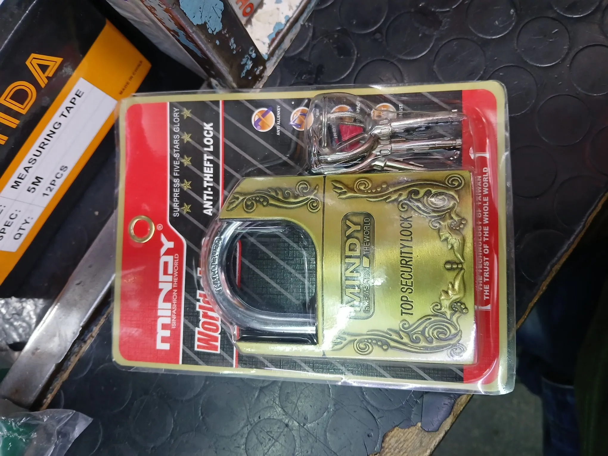Mindy 70 mm padlock