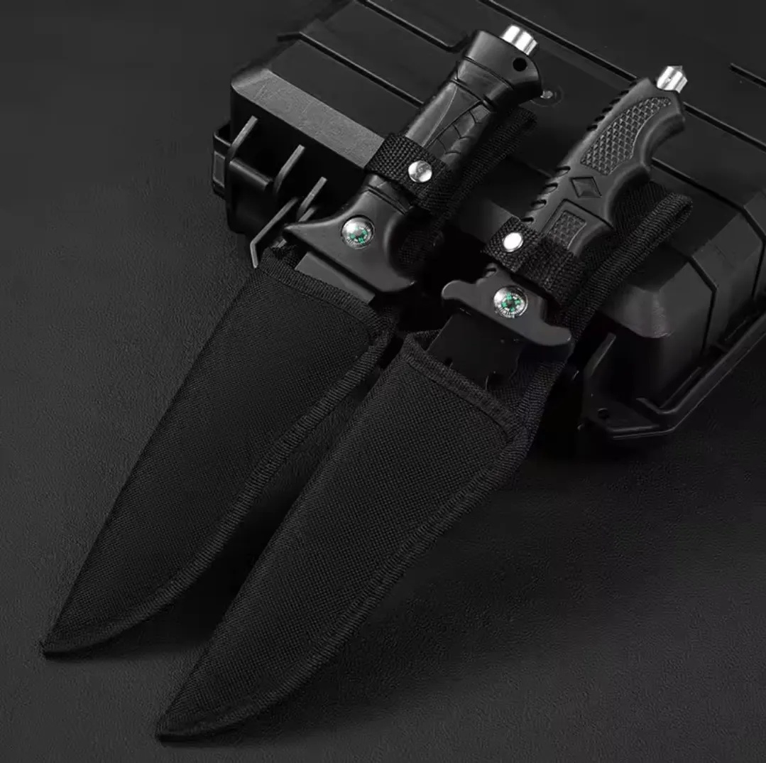 Colombian compass knife for hiking 